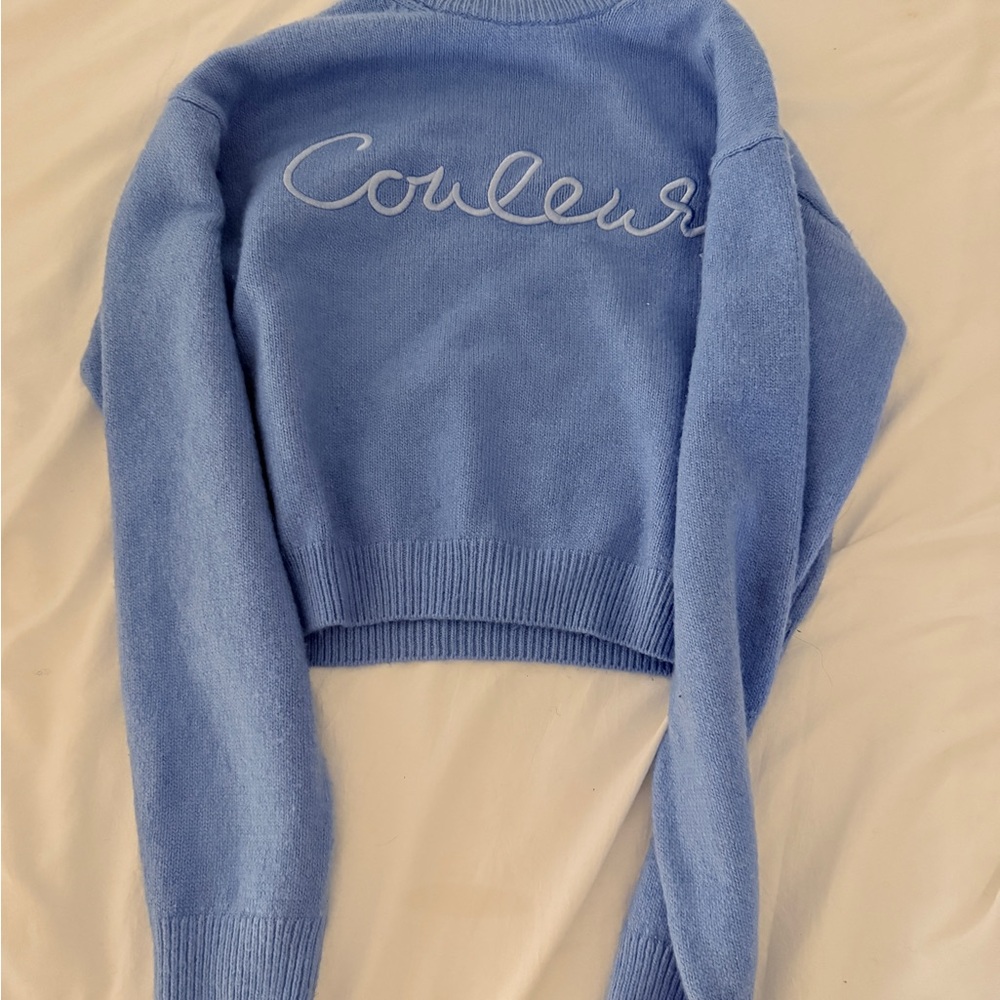 H&M light Blue Sweater size medium